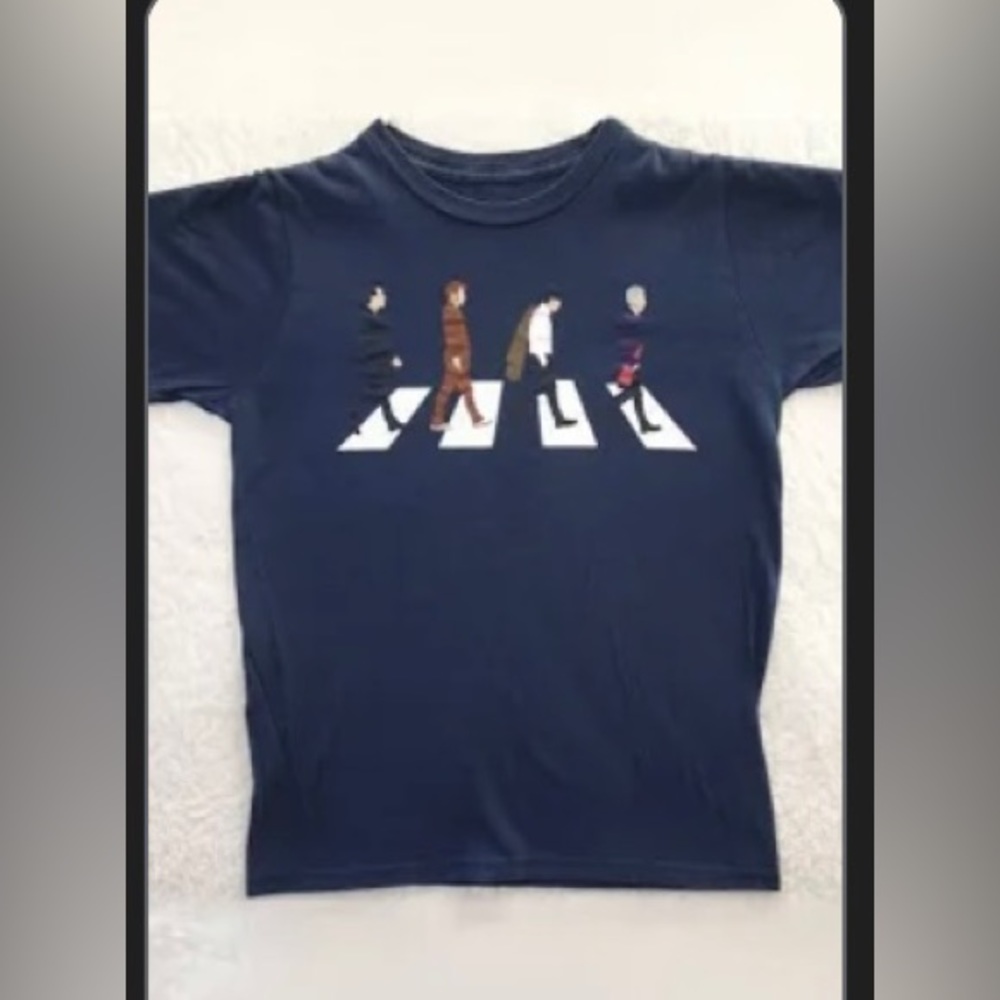 BBC official Doctor Who/Beatles’ “Abbey Road” mashup navy blue shirt nwot small